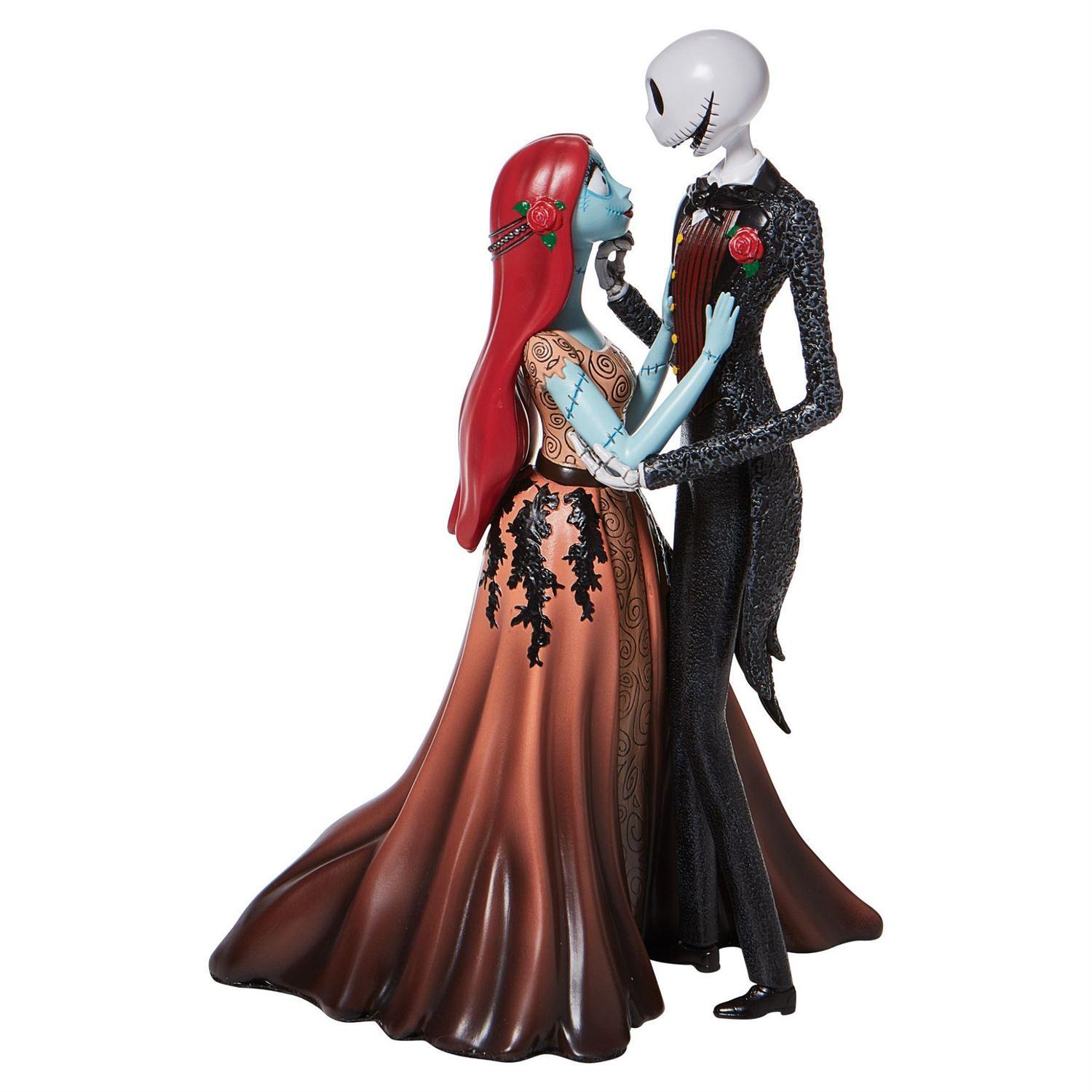Disney Showcase Jack & Sally Couture de Force Figurine